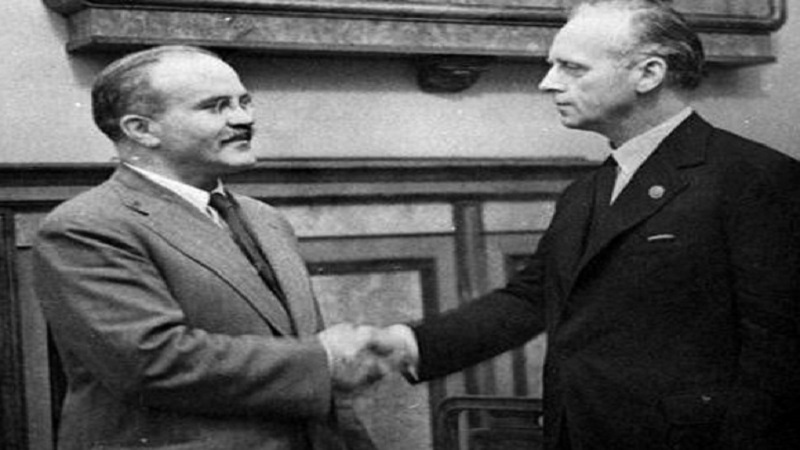 Litva Prezidenti Molotov-Ribbentrop Paktının 