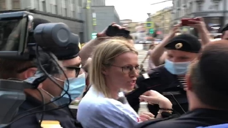 Kseniya Sobçak Lubyankada saxlanıldı (VİDEO)