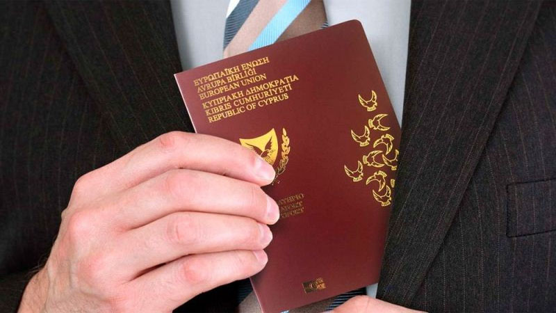 “Qızıl pasport”a malik Azərbaycan əsilli milyarderlər