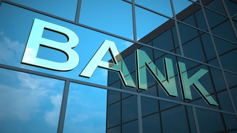 Bankın “qara siyahı”sına düşən çıxa bilirmi? (VİDEO)