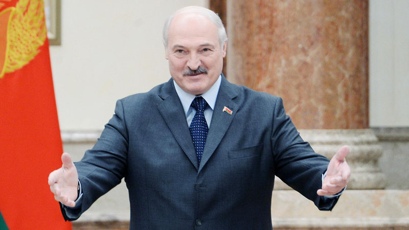 Lukaşenko Putinlə görüşə uçdu