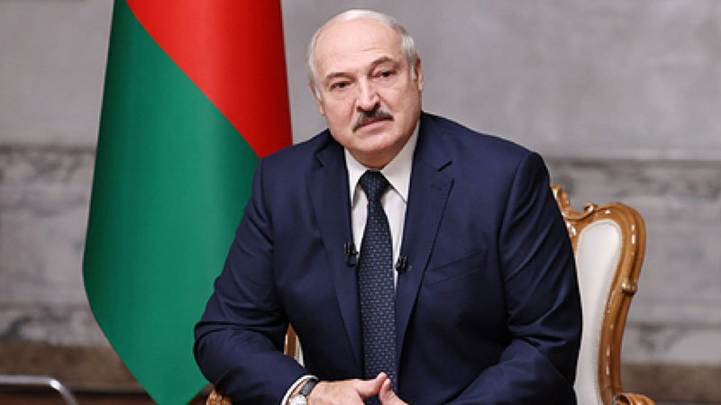 Lukaşenkonun adı Vikipediyada saxtakarlara dair məqalədə yer aldı