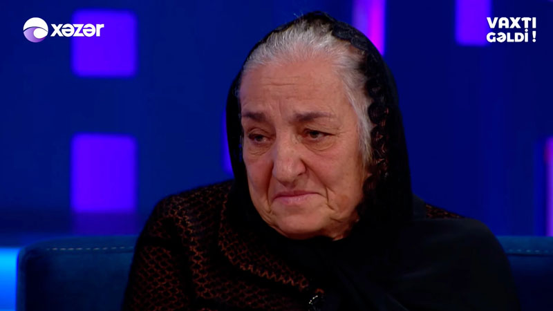 Polad Həşimovun anası ağladı: “Torpaq deyə-deyə getdi, amma görmədi” (VİDEO)