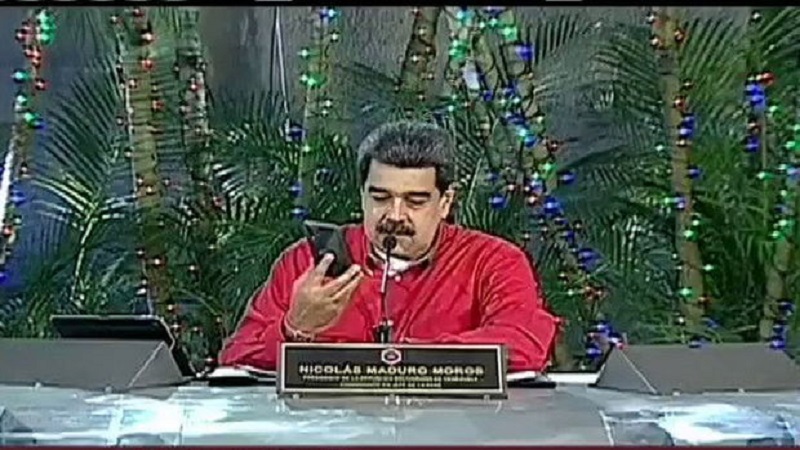 Maduro telefon nömrəsini paylaşdı: “Məni qruplarınıza əlavə edin” (VİDEO)