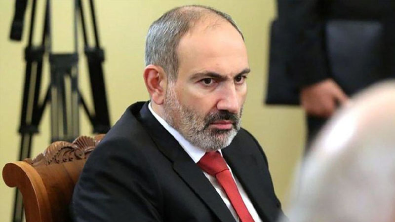 Ermənistanda diplomatlar Paşinyanın istefasını tələb etdi