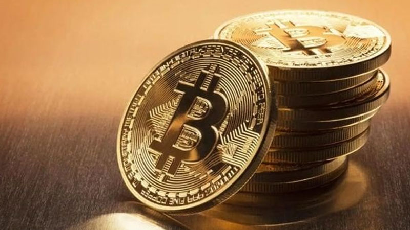 “Bitcoin” tarixi rekordu yenilədi