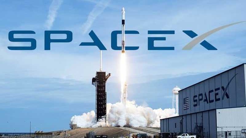 “SpaceX” ikinci kosmik turistin adını açıqladı (FOTO)