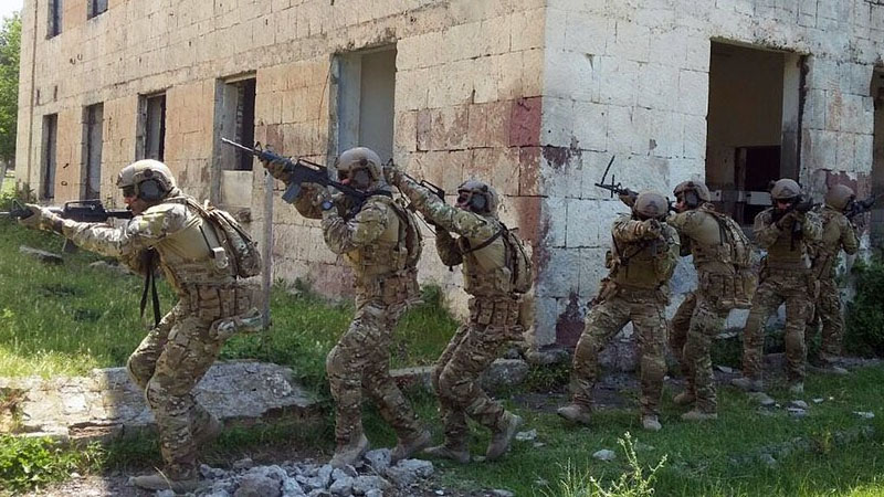Azərbaycan Ordusu Qarabağda anti-terror əməliyyatı apara bilər (ŞƏRH)