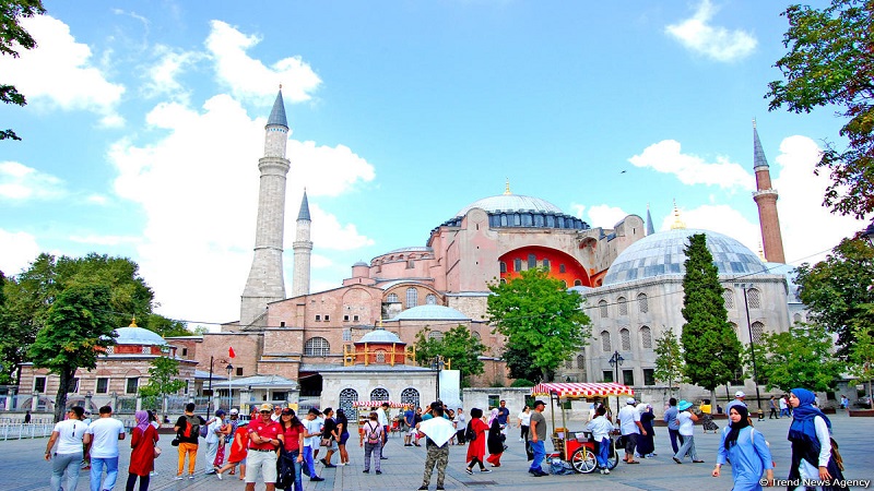 Türkiyə bu il 25 milyon turisti qonaqlamağı hədəfləyirdi... - Deputat
