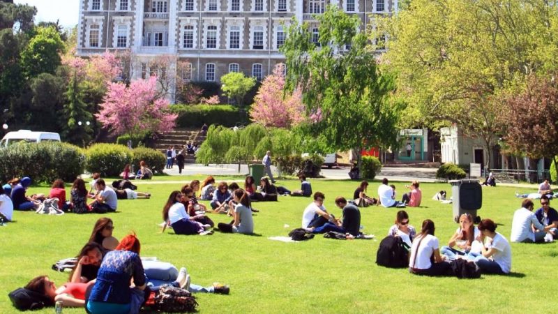 Birgə universitet: hansı Türkiyə universitetini seçilməli, hansı ixtisaslar olmalıdır? 