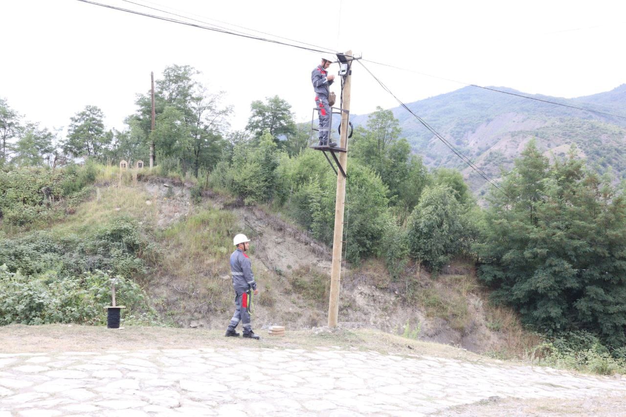 İvanovka və Lahıcda GPON texnologiyası ilə genişzolaqlı xidmətlərin təqdim edilməsinə başlanılıb (FOTOLAR)