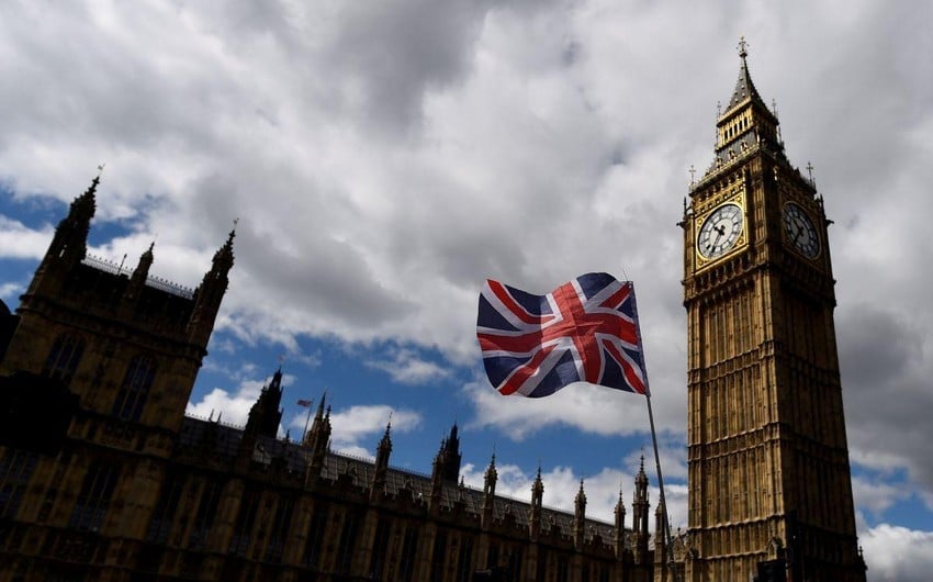 Britaniya İrandakı səfirini Londona çağırdı