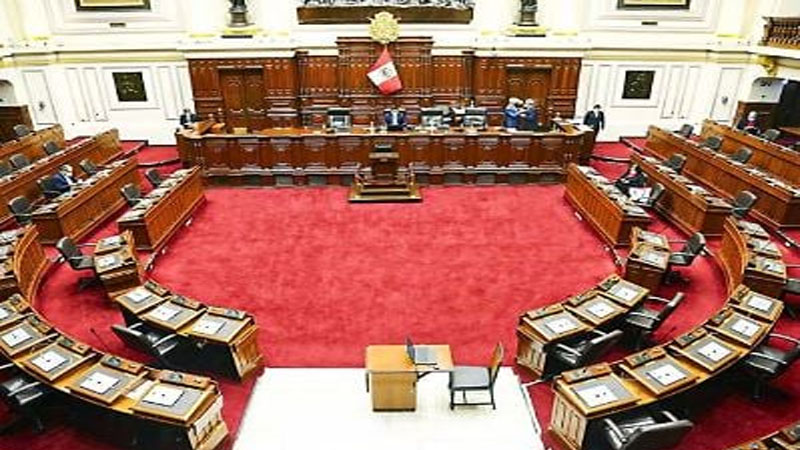 Peru parlamenti Meksika prezidentini persona non qrata elan etdi