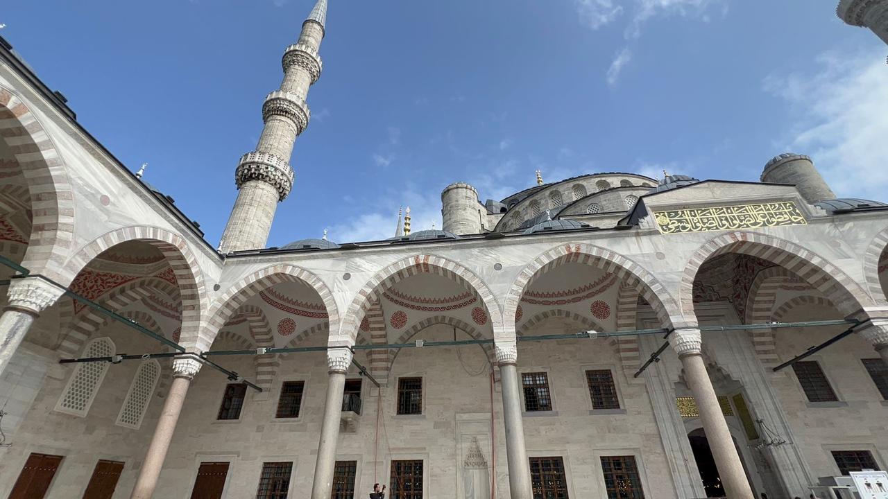 İstanbulun inciləri - 400 illik Sultan Əhməd Məscidi (FOTO/VİDEO)