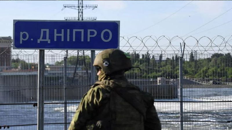 Rusiya qoşunları Dneprdən 5-15 km geri çəkilib - Qumenyuk