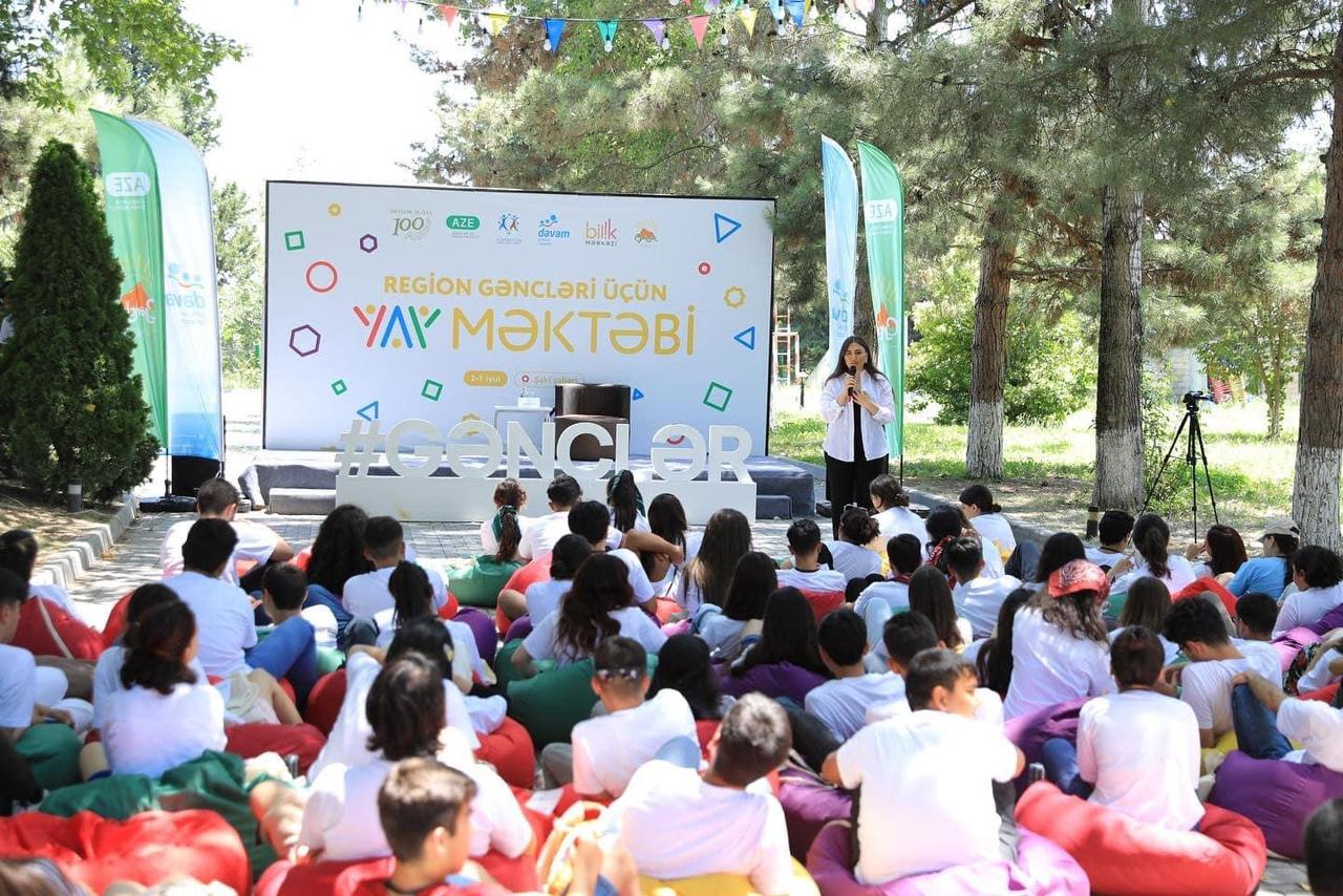 “Region Gəncləri üçün Yay Məktəbi” başa çatıb (FOTO)