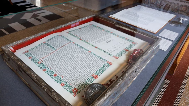 Danimarka Quranın yandırılmasını qadağan edir
