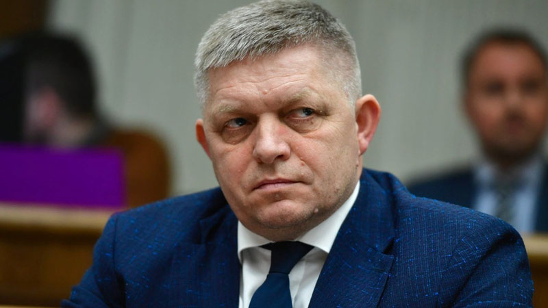 Slovakiyada seçkiqabağı sorğularda Ukrayna əleyhinə olan partiya liderlik edir