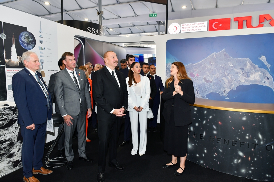 Prezident Beynəlxalq Astronavtika Konqresinin açılış mərasimində çıxış edib (FOTO/YENİLƏNİB)