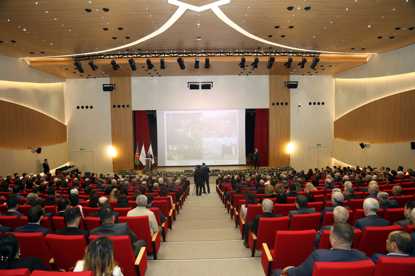 “AzərEnerji” və “Azərişıq” “Zəfər işığı” adlı geniş tədbir keçirdi (FOTO/VİDEO)