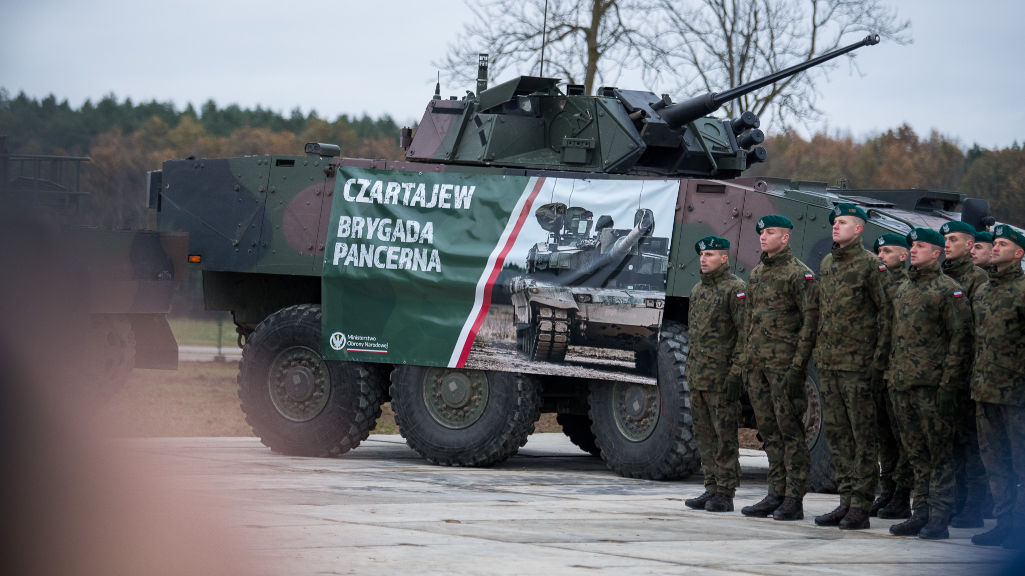 Polşa Belarusla sərhəd yaxınlığında yeni tank taboru yerləşdirdi (FOTOLAR)