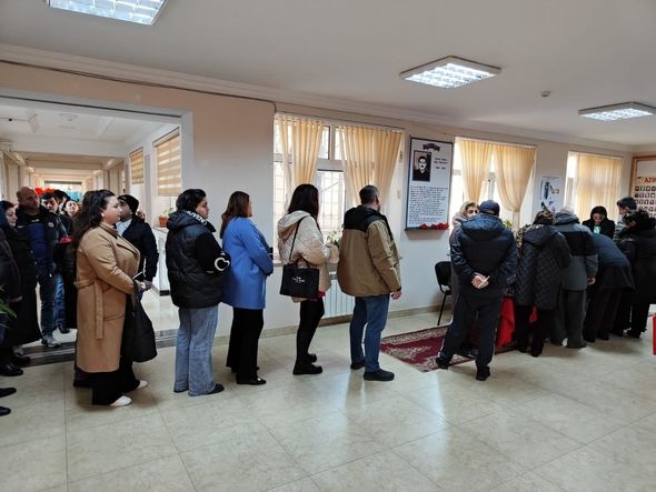 Bölgələrdə seçici fəallığı müşahidə olunur (FOTOREPORTAJ)