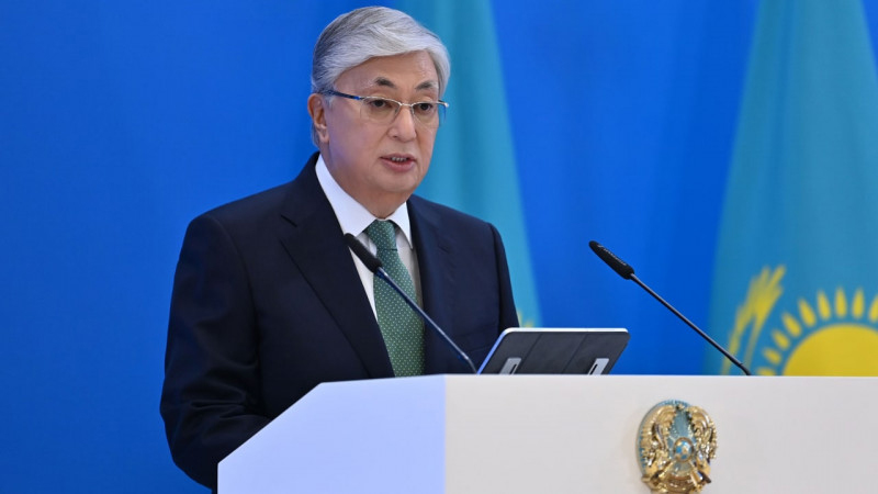 Tokayev Qazaxıstan hökumətini istefaya göndərdi