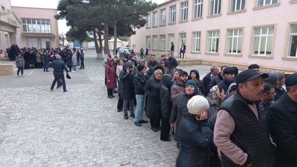 Bölgələrdə seçici fəallığı müşahidə olunur (FOTOREPORTAJ)