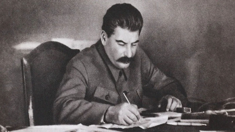 1930-cu ildə NYT jurnalisti Stalindən necə müsahibə almışdı və nəticəsi nə olmuşdu?