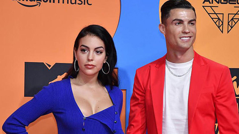 Ronaldo karyerasını nə vaxt bitirəcək? - Sevgilisi açıqladı (VİDEO)