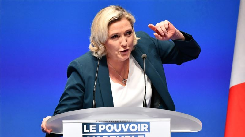 Mətbuatın “Putinin dostu” adlandırdığı Le Pen Rusiyanı işğala görə tənqid etdi