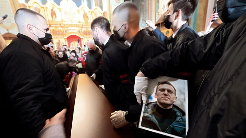 WSJ: ABŞ kəşfiyyatı Putinin Navalnının ölümündə əli olmadığını hesab edir