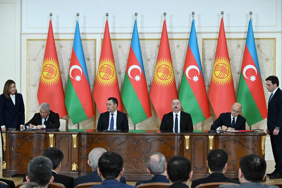 Azərbaycan-Qırğızıstan sənədləri imzalandı (YENİLƏNİB)