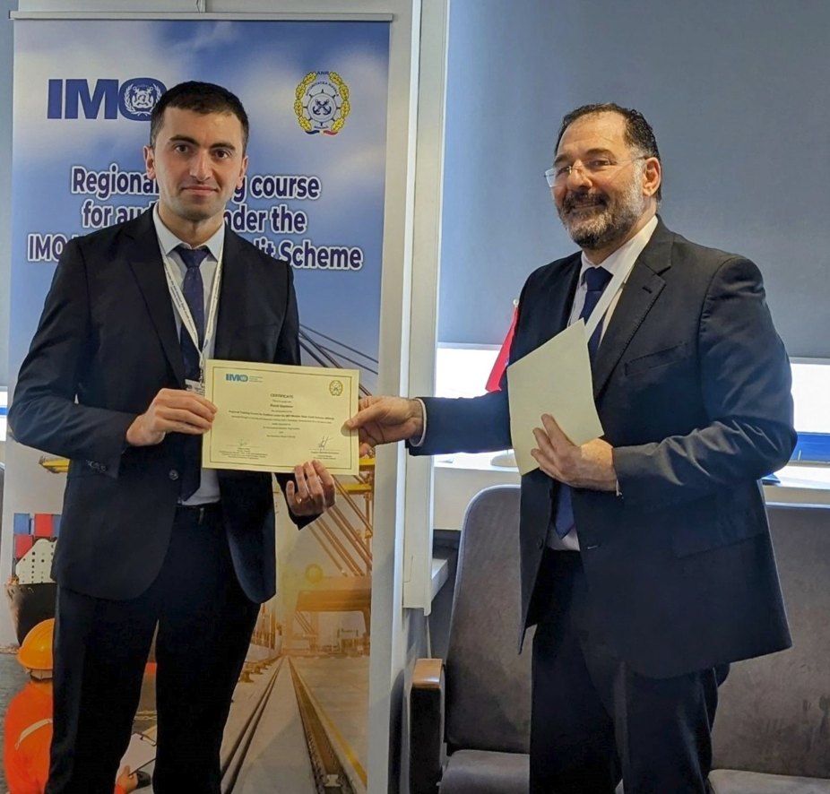 Dövlət Dəniz və Liman Agentliyinin əməkdaşları regional təlim kursunu uğurla bitiriblər