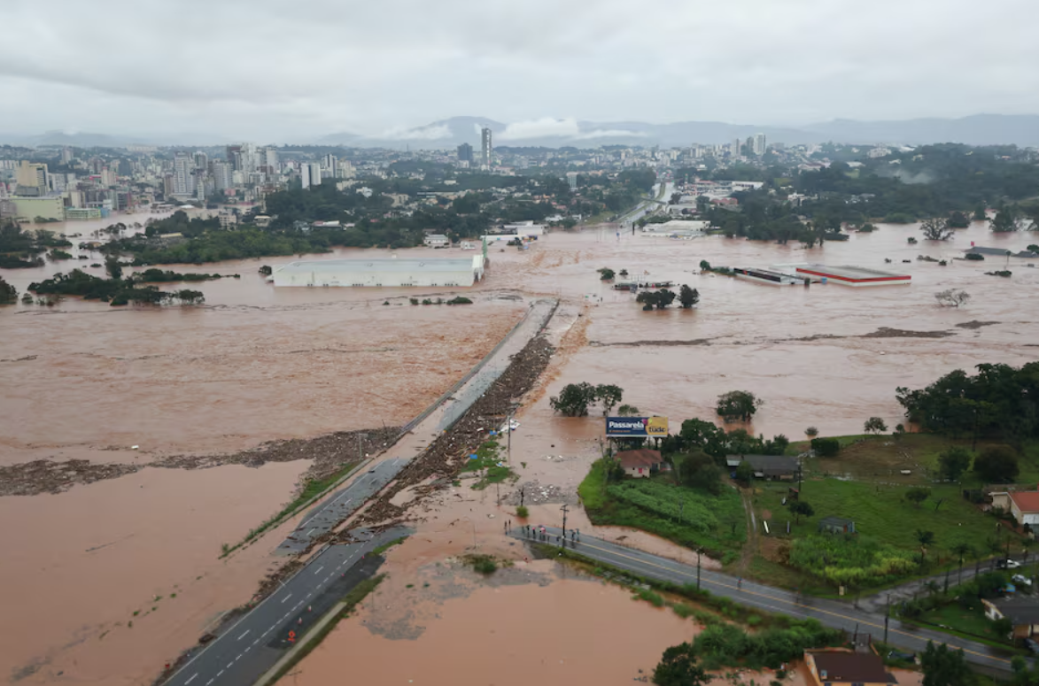 Braziliyada qasırğa fəlakəti: 39 nəfər ölüb, 68 nəfər itkin düşüb (FOTO/VİDEO)