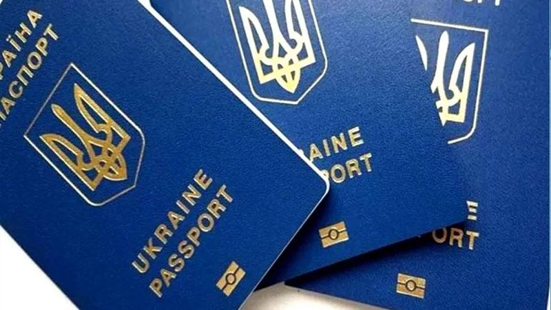 İkili vətəndaşlığı olan kişilərə Ukraynadan çıxış qadağası – DSX açıqladı