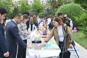 “İnklüziv gənclərin əl işlərinə dəstək” adlı festival təşkil olunub