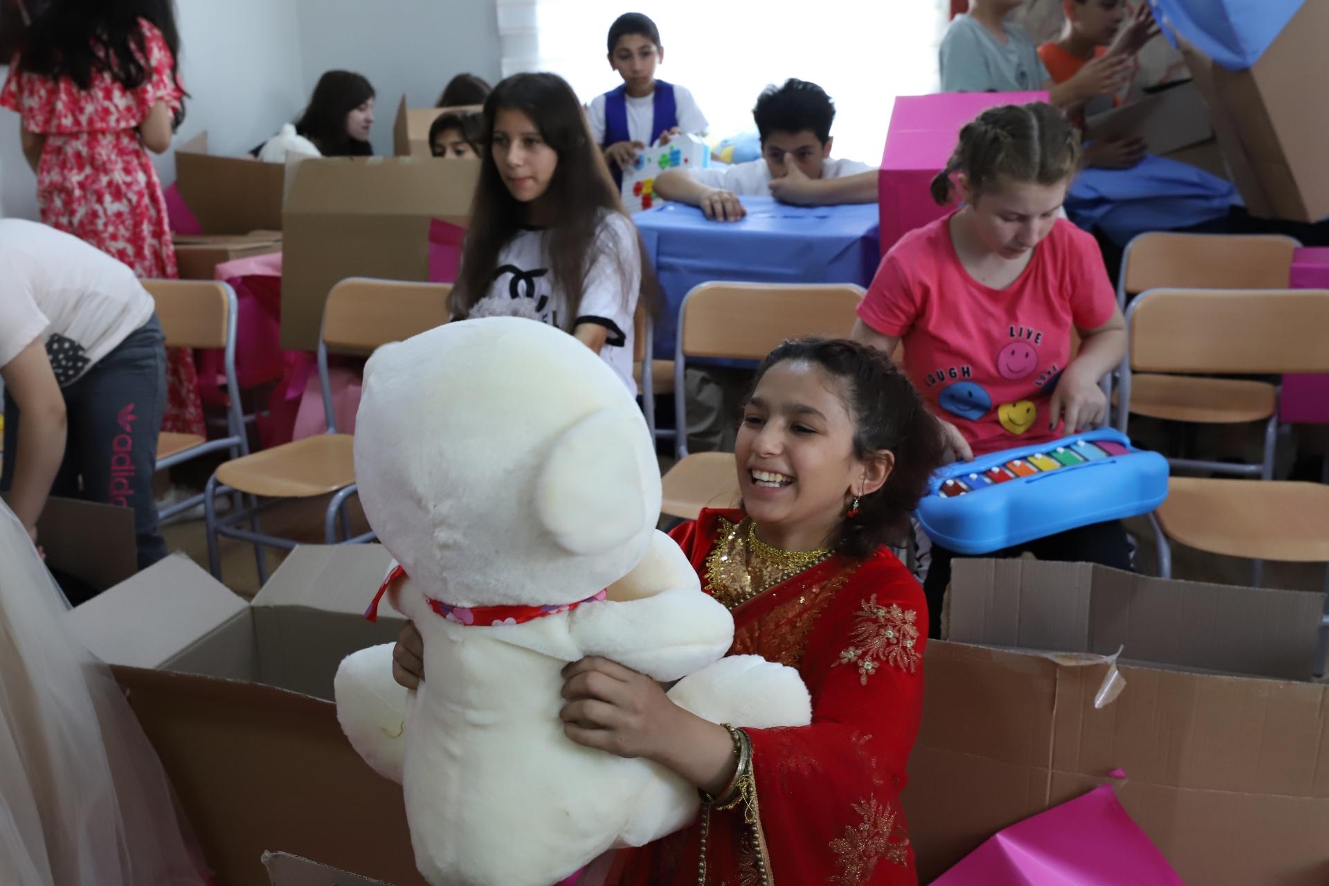 IDEA “Sevincini bölüş” kampaniyası çərçivəsində uşaqlar üçün növbəti aksiya keçirdi