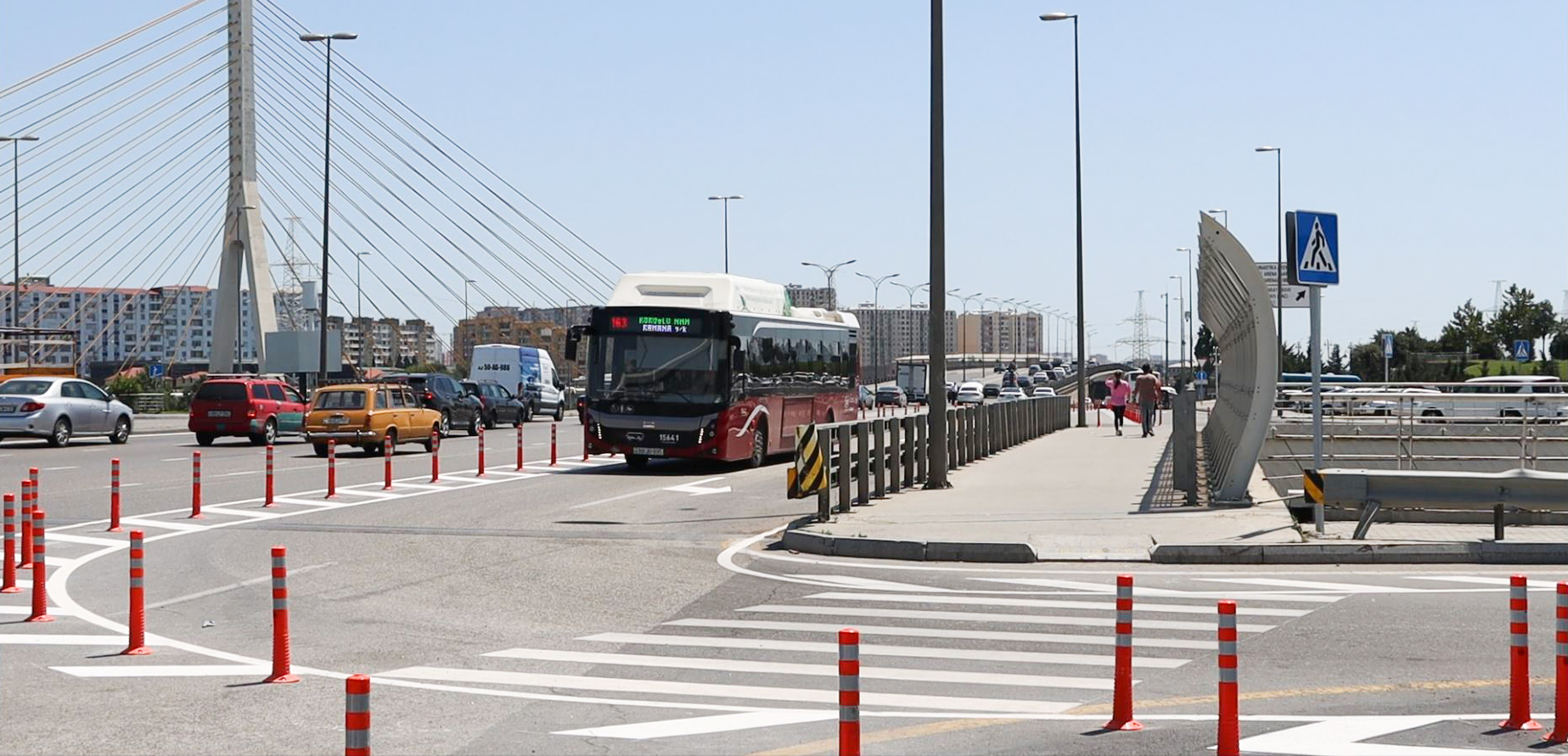 Bakıda yenilik: 300-dən avtobus Heydər Əliyev prospektinə daxil olmayacaq