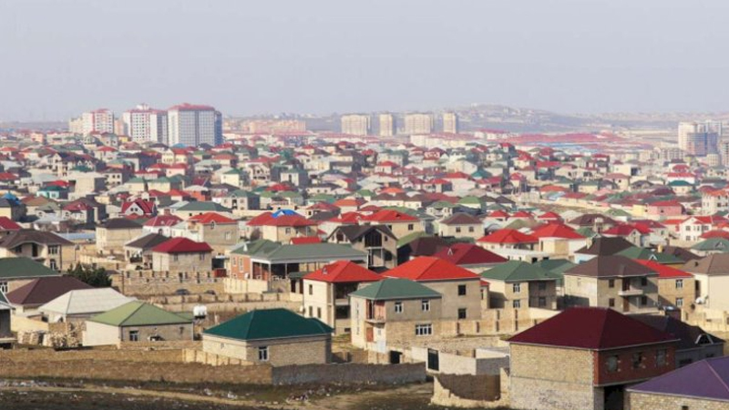 Hamı Bakının bu qəsəbəsindən torpaq alır – Səbəbi bu imiş