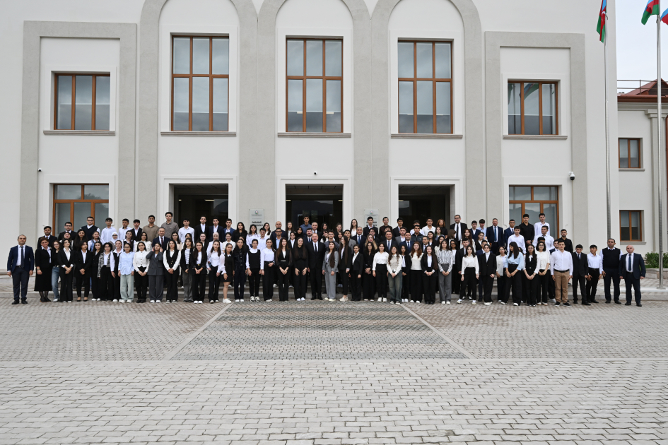 Prezident Qarabağ Universitetinin açılışında (YENİLƏNİB)