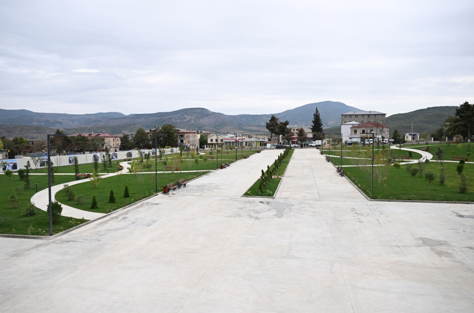 Prezident Qarabağ Universitetinin açılışında (YENİLƏNİB)