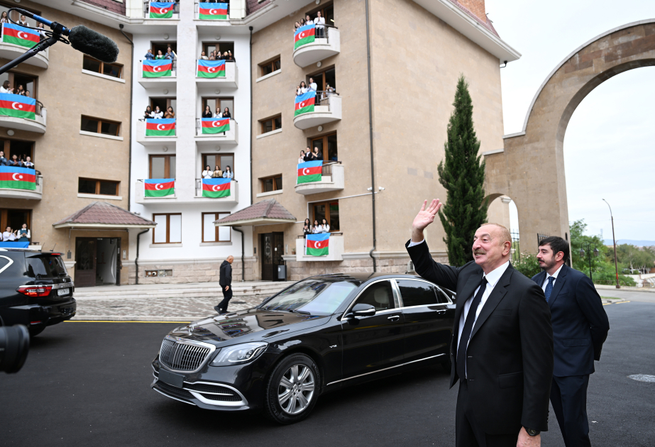 Prezident Qarabağ Universitetinin açılışında (YENİLƏNİB)