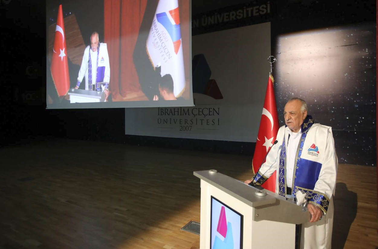 İş adamı Abdolbari Gozala fəxri doktor adı verildi (FOTO)