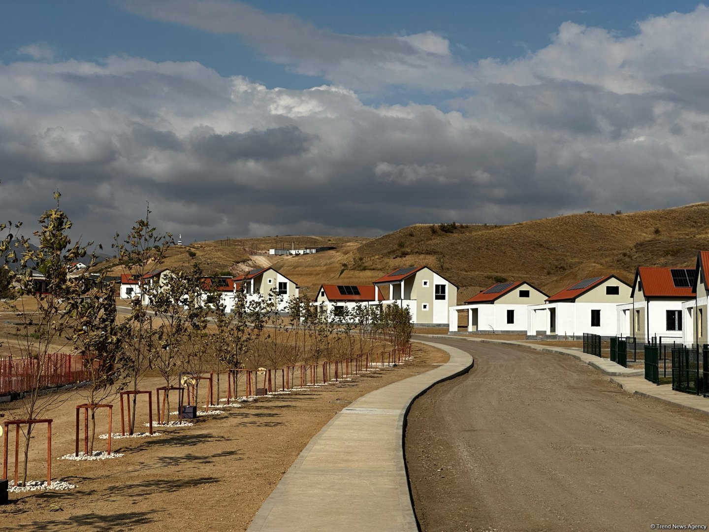 Horovlu kəndində tikinti işləri nə yerdədir? (FOTO)