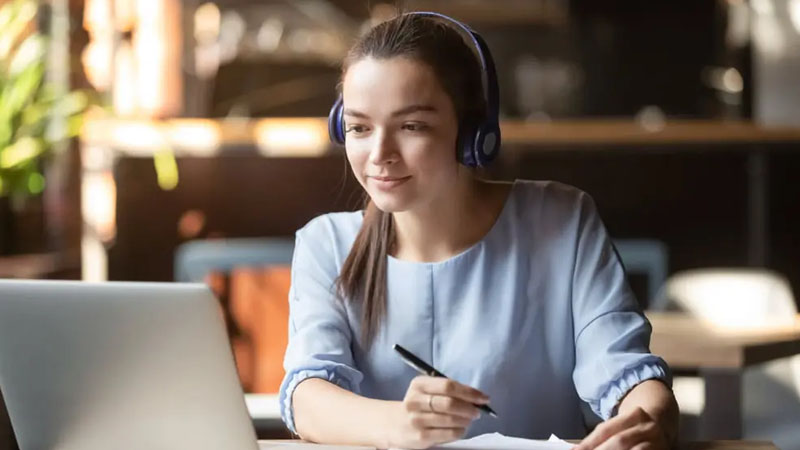 Bakıda məktəb, bağça və universitetlər distant təhsilə keçir?