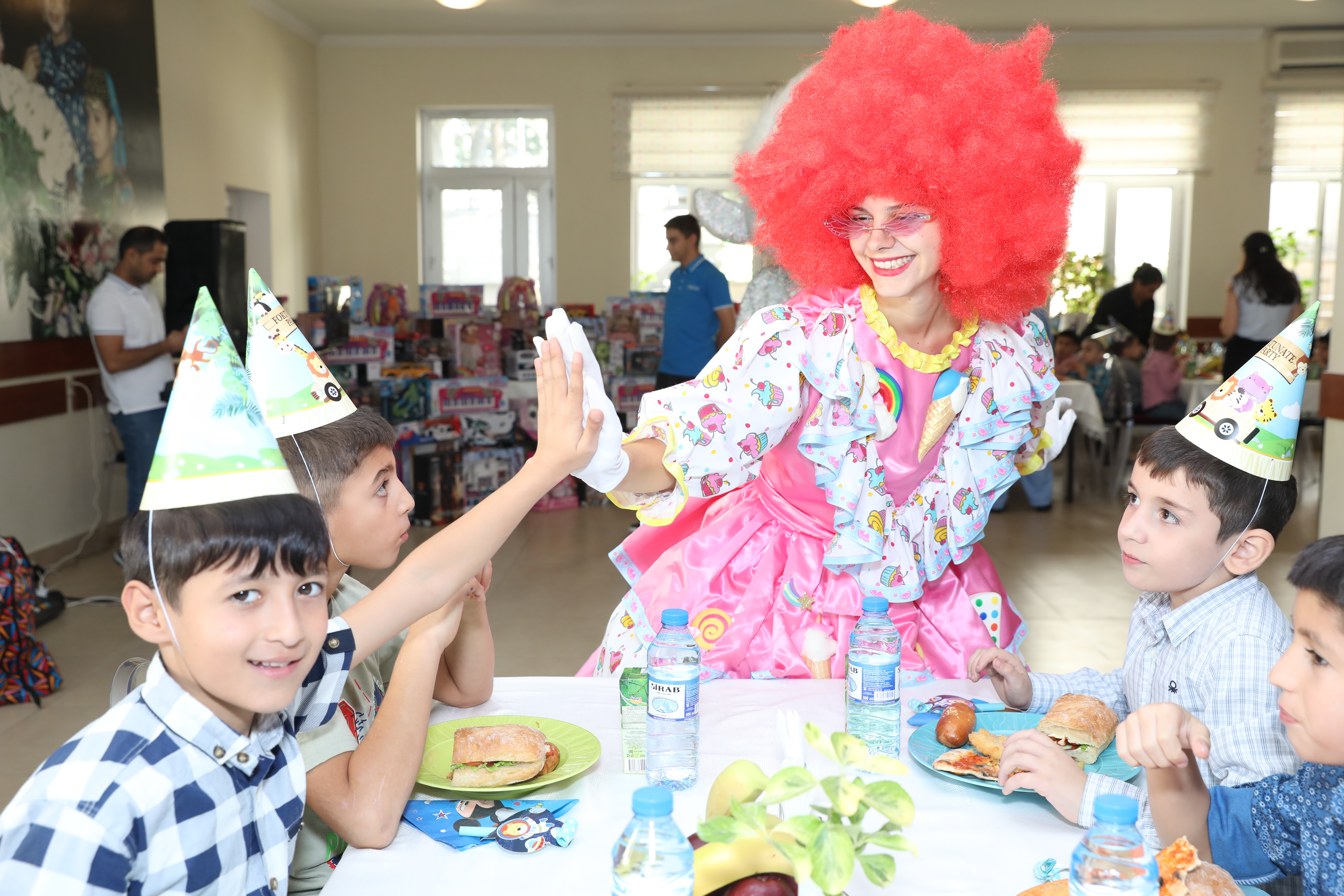 Heydər Əliyev Fondu uşaq evlərinin sakinləri üçün şənlik təşkil etdi (FOTO)