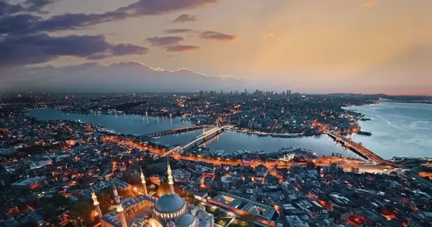 Dünya turizminin mərkəzi olan tarixi İstanbul