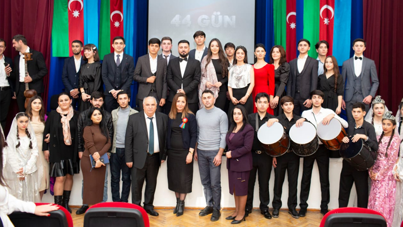 Zəfər Gününə həsr olunan konsert keçirildi (FOTO)