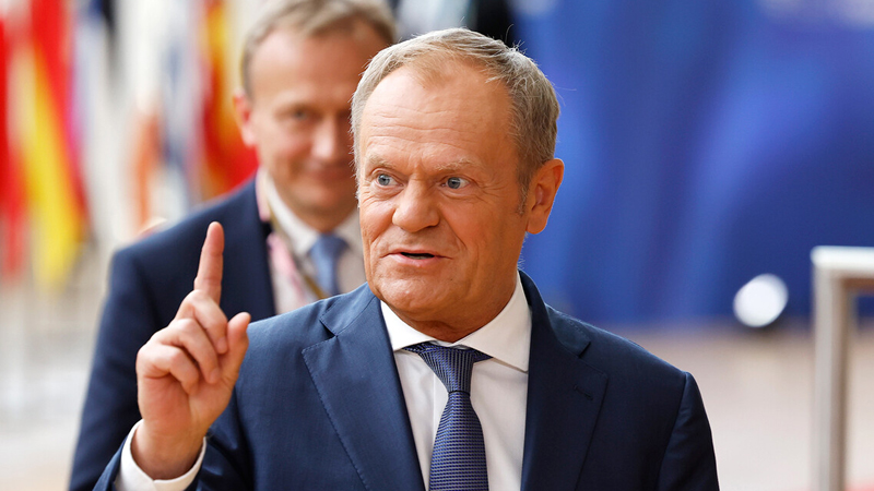 Donald Tusk Ukraynadakı münaqişənin həlli üçün şərt qoydu